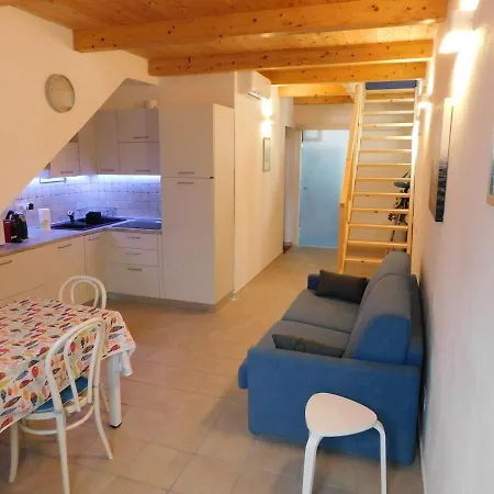 Apartmán Monolocale Mansardato Gp